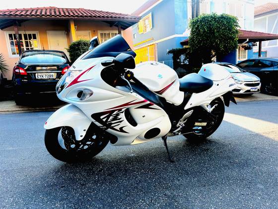 SUZUKI GSX 1300R HAYABUSA 